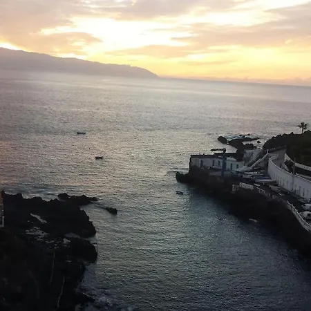 Estudio Con Vistas A La Gomera